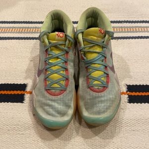 Nike Zoom KD 12 “Peach EYBL” Size 10